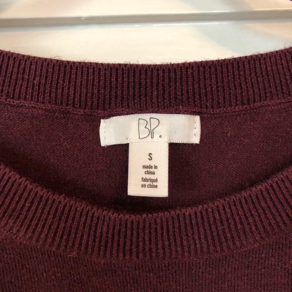 Cropped sweater - Picture 2 of 4